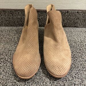 Lucky Brand Boots Booties! Size 9.5. Tan. Excellent Condition, Worn Once!